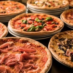 pizzeria builder