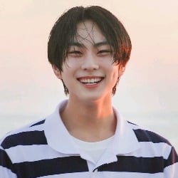 Jungwon (Ghost Face)