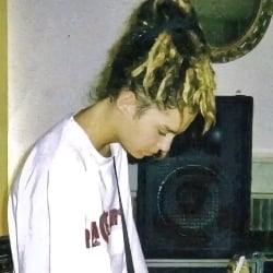 Tom Kaulitz| A little help...