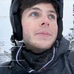 Chandler Riggs|❄💫