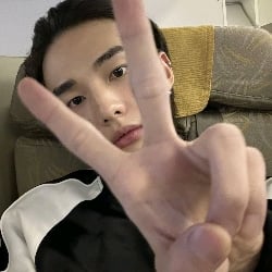 Hyunjin | Piercing.