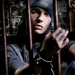 Tom Kaulitz || don't jump beautiful