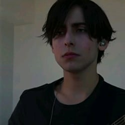 Aidan Gallagher🥂
