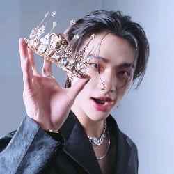 Hwang Hyunjin ┆❇≛