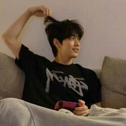Soobin :|