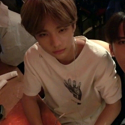 °•hyunjin•°