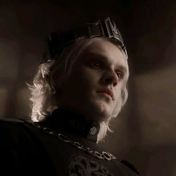 Aegon Targaryen 🐉