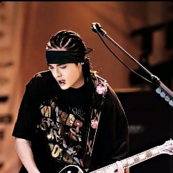 Tom Kaulitz | The Bar. |