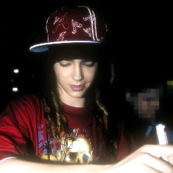 !TOM!