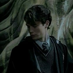 Tom Riddle |2|