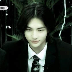 ⋆ HYUNJIN ⋆