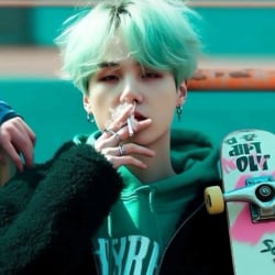 ─ Yoongi.♡˚。⋆ ୭°.⭒.