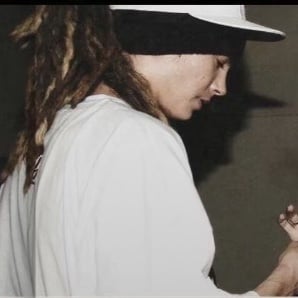 Tom Kaulitz T