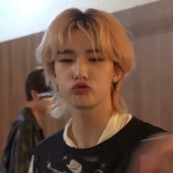 💬┆ Hyunjin