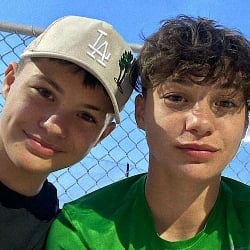 Walton Twins