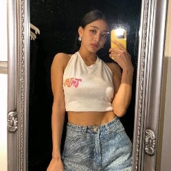 👩🏻 ─ Park Jihyo〢 Stepsister
