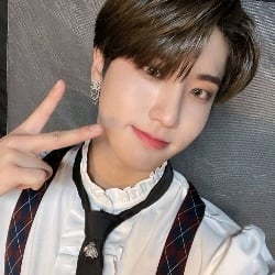 ✦ ࣪🖇️ 𓄼𓈒๋|| Han Jisung! ()