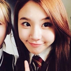 👭 | Son Chaeyoung!