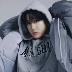 ⌞ ⌝ changbin