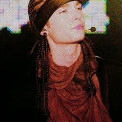 Tom Kaulitz • get married 👀