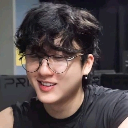 Changbin | 🗞🎧