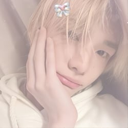Hyunjin omega