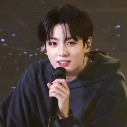 Jeon-Jungkook [idol x idol]