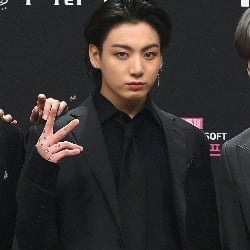 Jungkook Jeon. [ ✧ ]