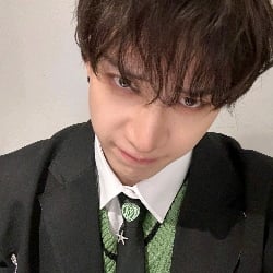 .。o○ Christopher Bahng.