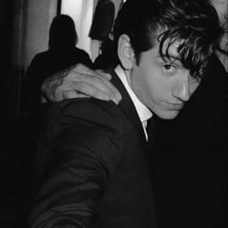 Alex Turner。𖦹°‧