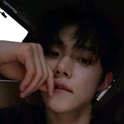 🐸  |  YEONJUN
