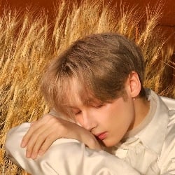 ❜ 𑁍 Huening Kai