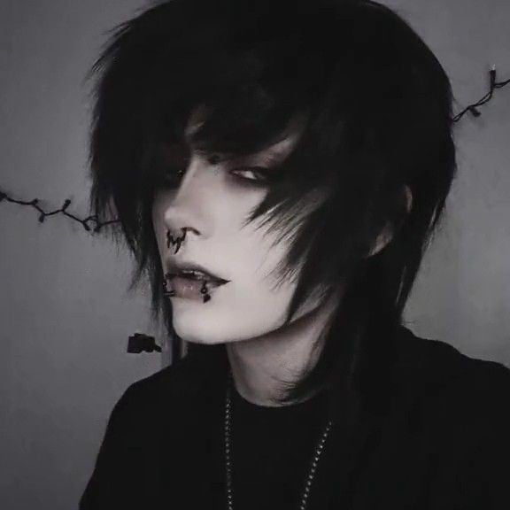 Jess | emo boy 