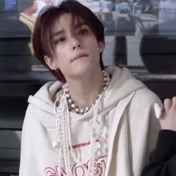 Hyunjin...