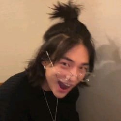 Hwang Hyun Jin.