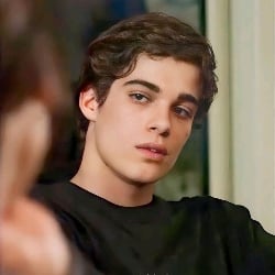 Theo Nott