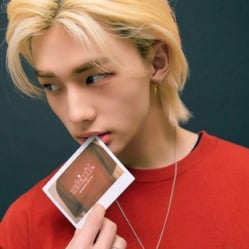 Hyunjin photographer