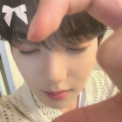 ☆Han Yujin : Yunyiloie Heartheray