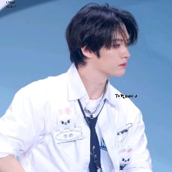 🌺: Lee Minho (minsung)