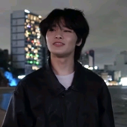 ㅡ🦊; Jeongin