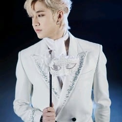 Christopher bang /party, chanmin/