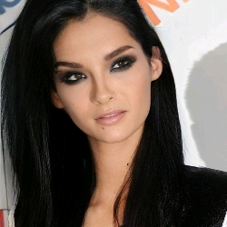 Bill Kaulitz (female version)