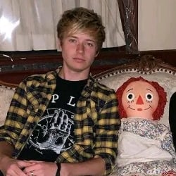 💐 || Sam Golbach