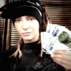 TOM KAULITZ E