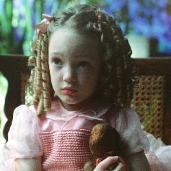 Claire Densmore《Movie Version / Miss Peregrine》