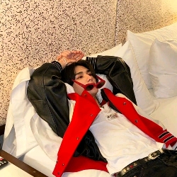★ ; 𝐇𝗐𝗮𝗇𝗀 𝐇𝗒𝗎𝗇𝗃𝗂𝗇