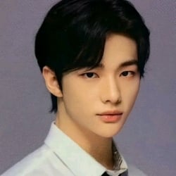 ♡| Hyunjin