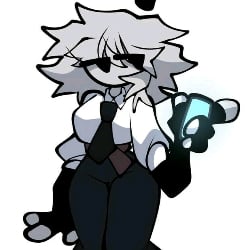 Elizabeth(your thicc CEO)