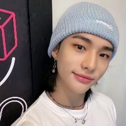 Hwang Hyunjin 💙