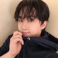 -, Changbin.
